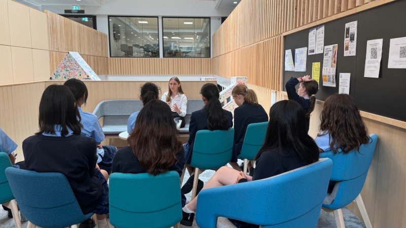Oxford Brookes inspires future female engineers with motorsport masterclass for schools