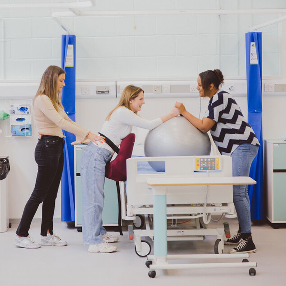 Midwifery practical in a clinical skill suite at Oxford