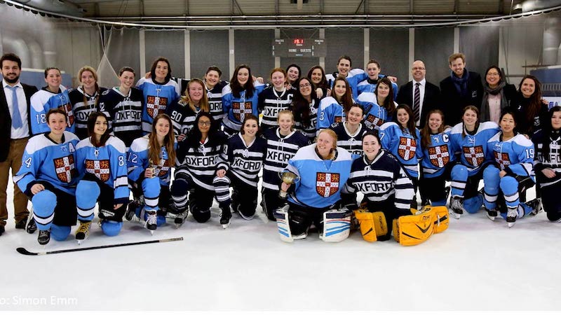 Ice hockey women's team
