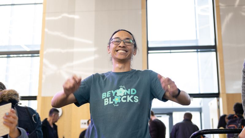 Beyond Blocks at the science bazaar