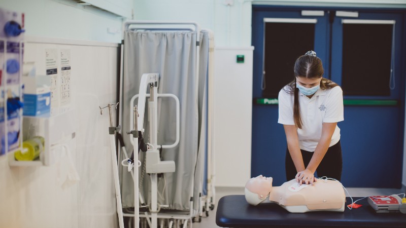 A healthcare student at Oxford Brookes University 