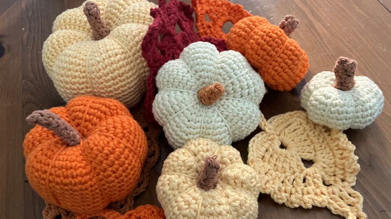 Crochet pumpkins and crochet autumn leaves