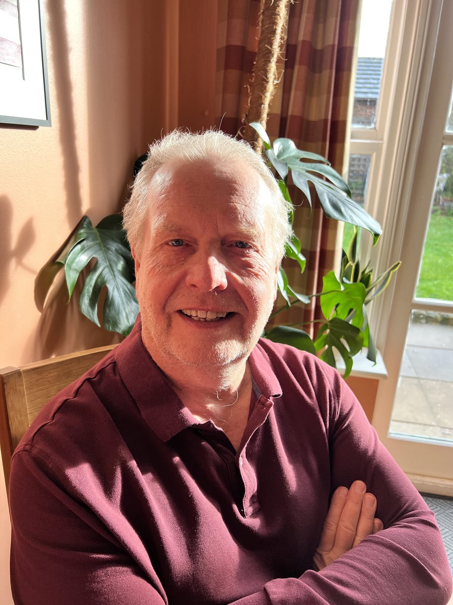 Dr Adrian  Myers