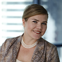 Dr Ksenia Warren