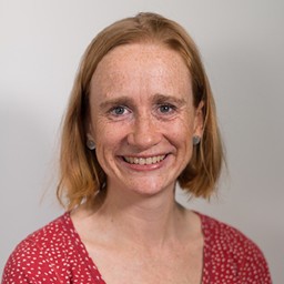  Lucy  Elliott